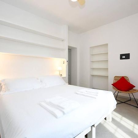 Oleandro Apartment Directly On The Lake Gargnano Exteriör bild