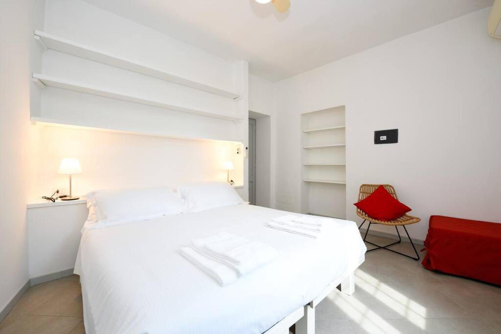 Oleandro Apartment Directly On The Lake Gargnano Exteriör bild